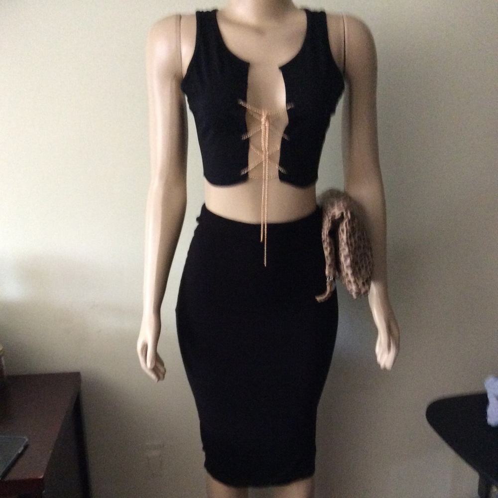 Chain-Link Top - Picture 2 of 2